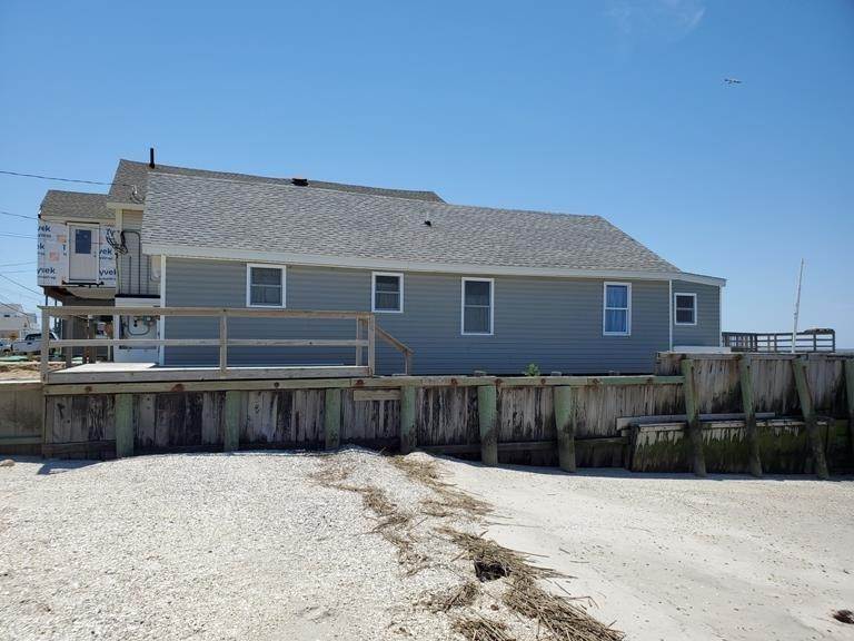 18. Single Family Homes for Sale at 85 N Beach Avenue Cape May Court House, New Jersey 08210 United States