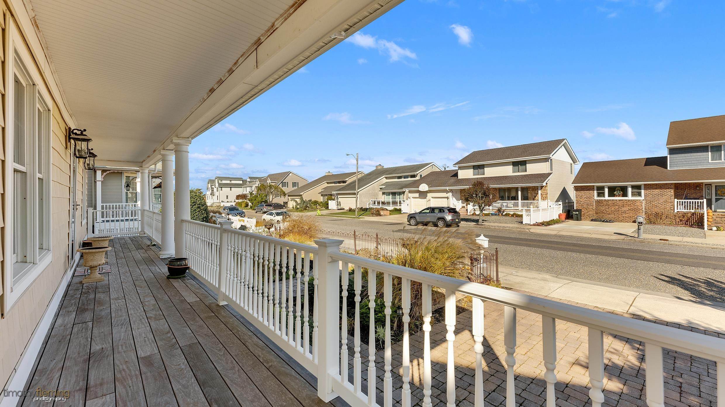 6. Single Family Homes for Sale at 108 W Jefferson Avenue Wildwood Crest, New Jersey 08260 United States