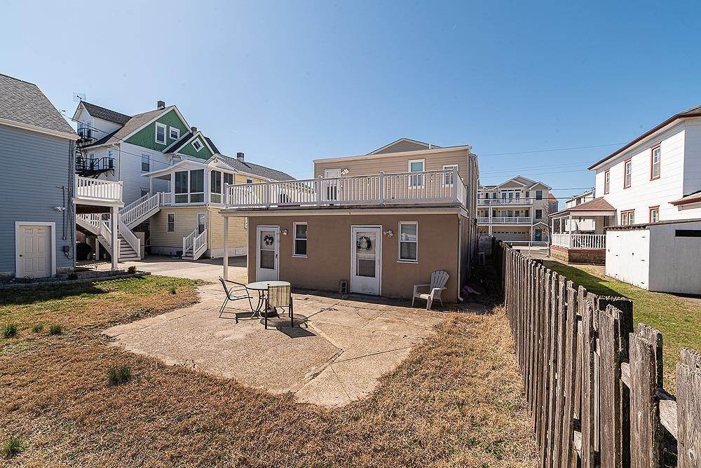 20. Condominiums for Sale at 123 E Roberts Avenue Wildwood, New Jersey 08260 United States