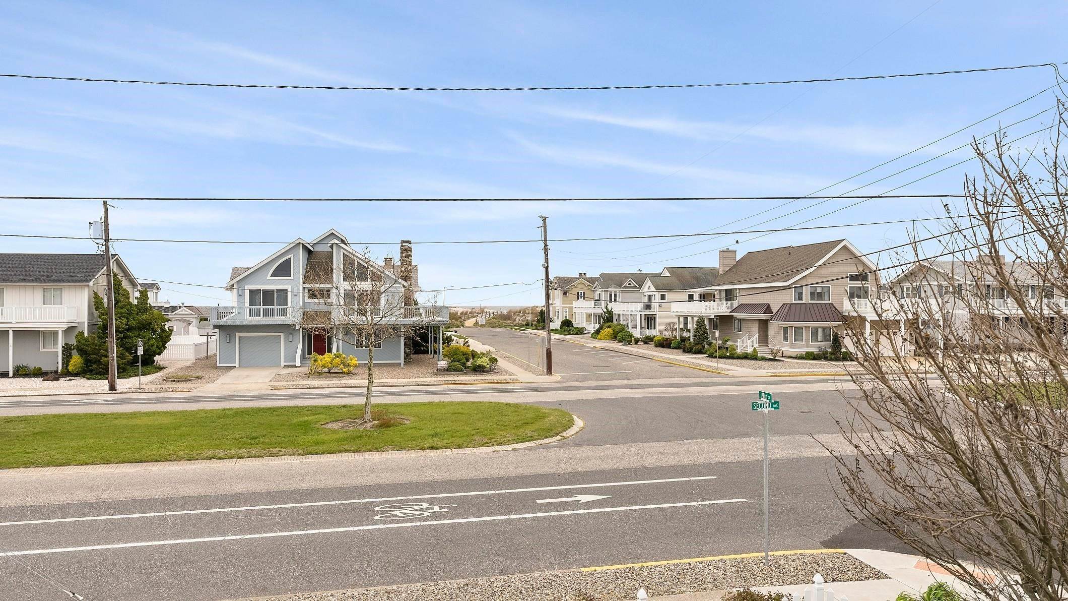 20. Single Family Homes for Sale at 11917 2nd Avenue Stone Harbor, New Jersey 08247 United States