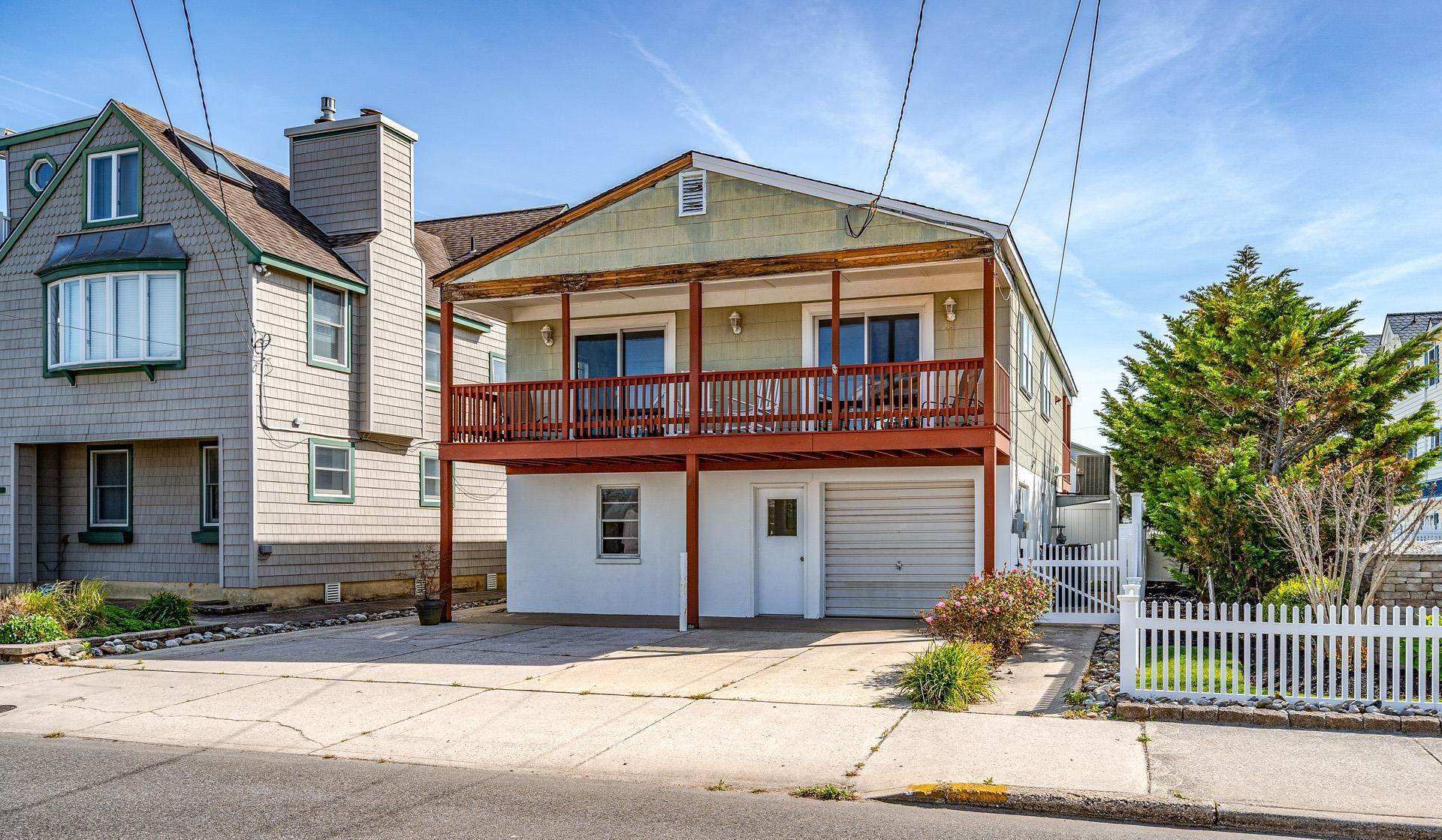 Single Family Homes для того Продажа на 6 E Seaview Avenue Strathmere, Нью-Джерси 08248 Соединенные Штаты