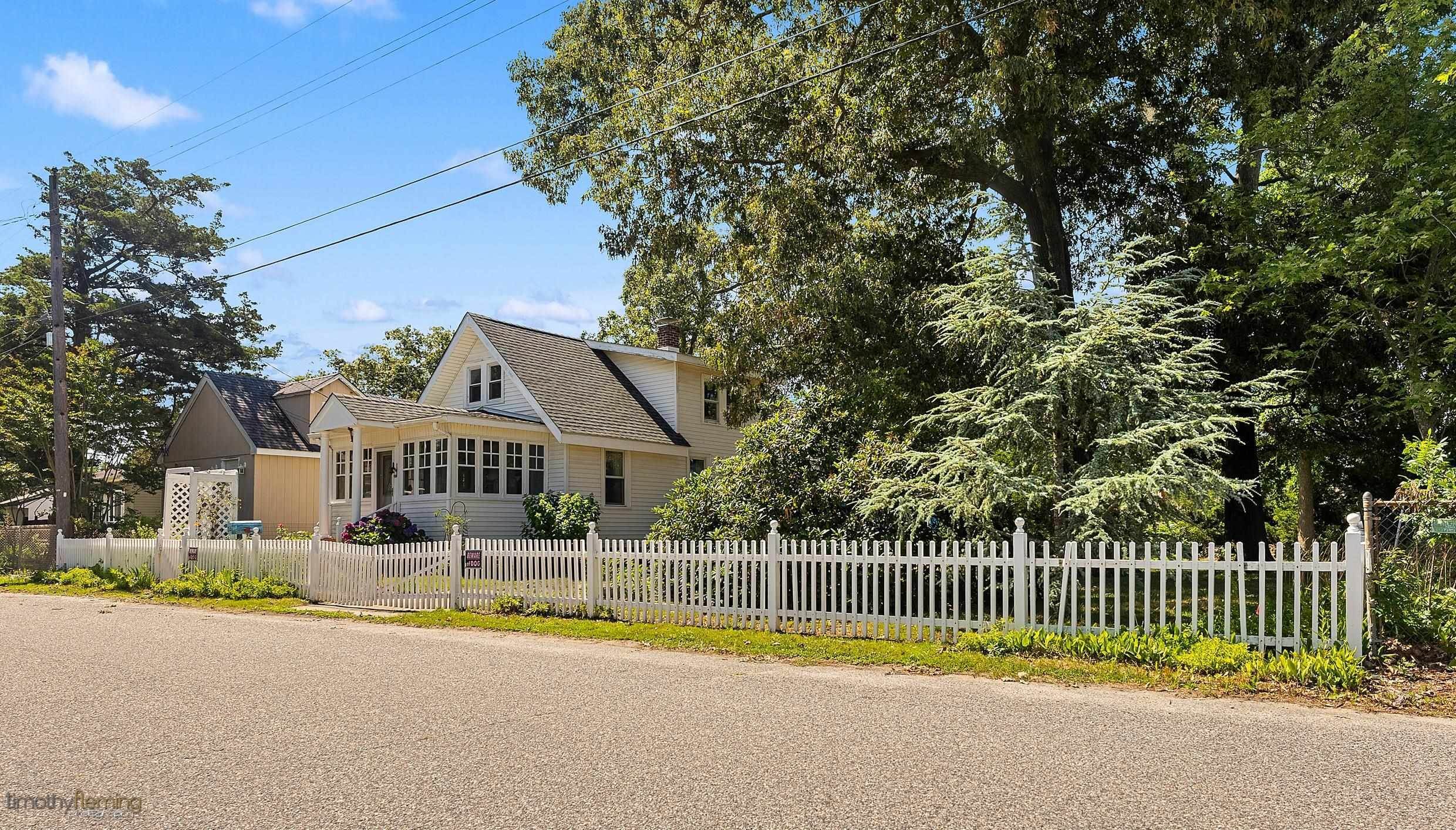 2. Single Family Homes для того Продажа на 216 W New Jersey Avenue Villas, Нью-Джерси 08251 Соединенные Штаты