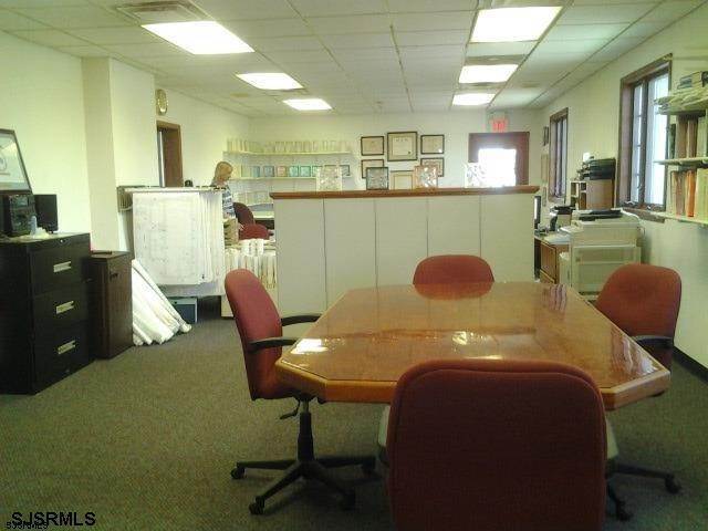 11. Commercial for Sale at 603 Tilton Road Pleasantville, New Jersey 08232 United States