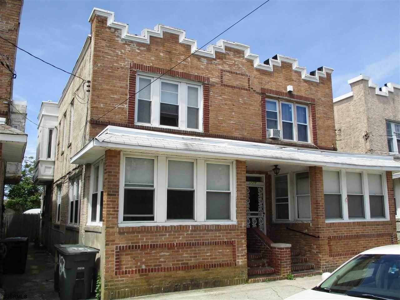 3. Single Family Homes for Sale at 352 N Connecticut Avenue Atlantic City, New Jersey 08401 United States