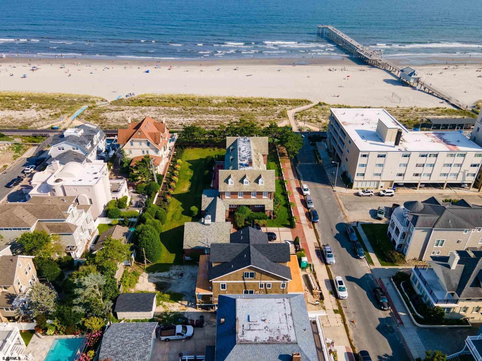 7. Single Family Homes for Sale at 107 S Cornwall Avenue Ventnor, New Jersey 08406 United States