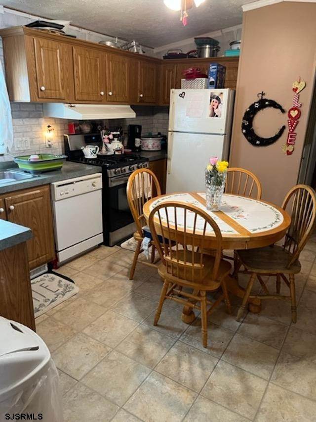 10. Single Family Homes for Sale at 6656 Black Horse Pike Egg Harbor Township, New Jersey 08234 United States