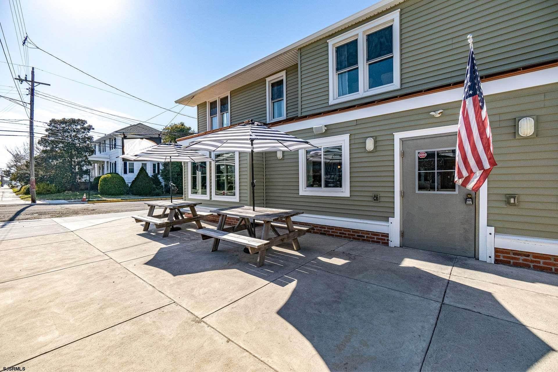 3. Commercial for Sale at 340 Ocean Avenue Ocean City, New Jersey 08226 United States