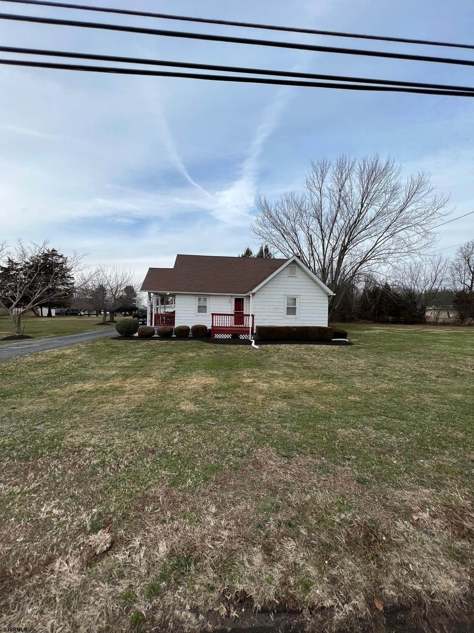 Single Family Homes для того Продажа на 76 Landis Avenue Upper Deerfield Township, Нью-Джерси 08302 Соединенные Штаты