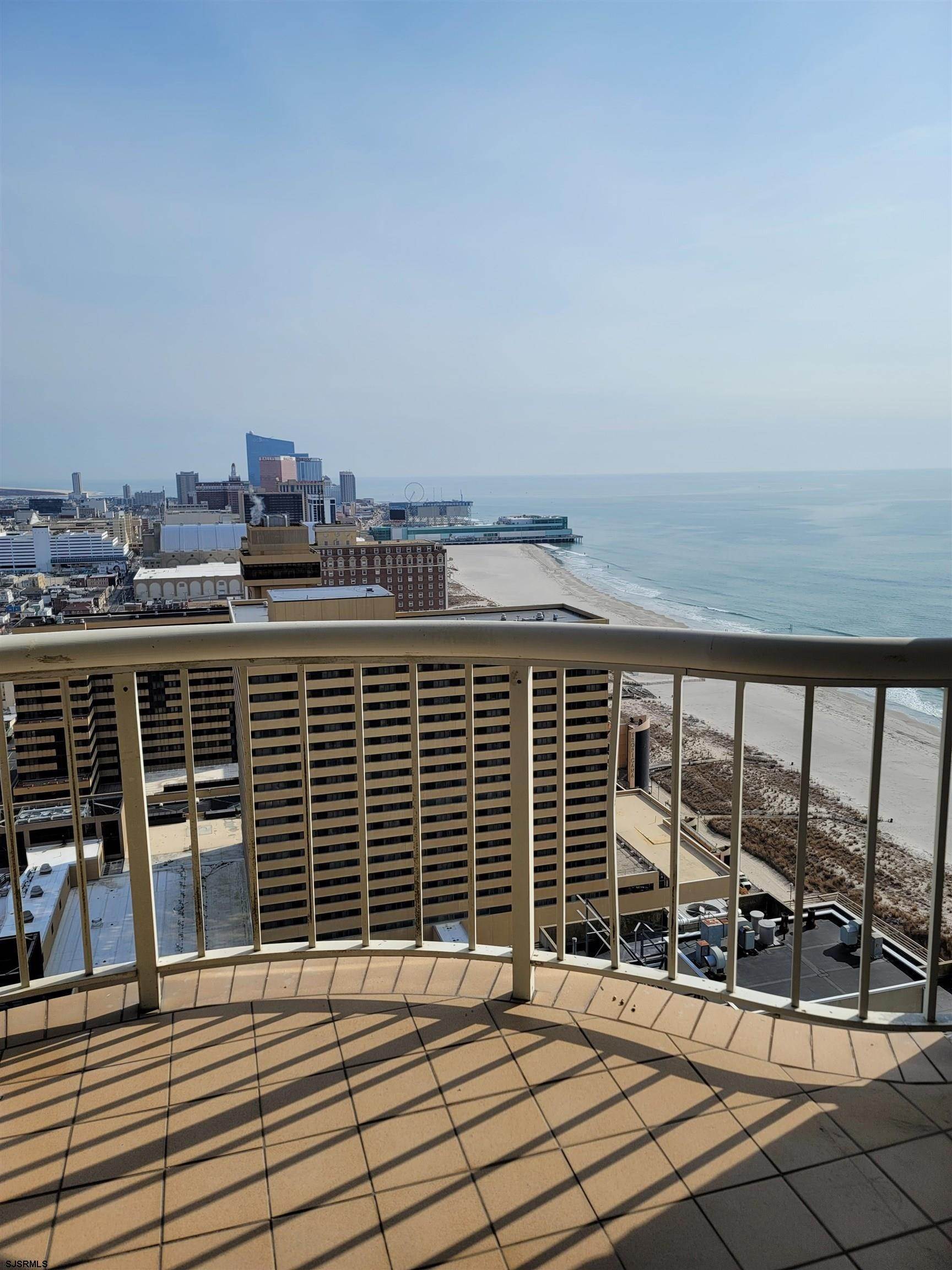 15. Condominiums for Sale at 3101 Boardwalk #3203A-1 Atlantic City, New Jersey 08401 United States