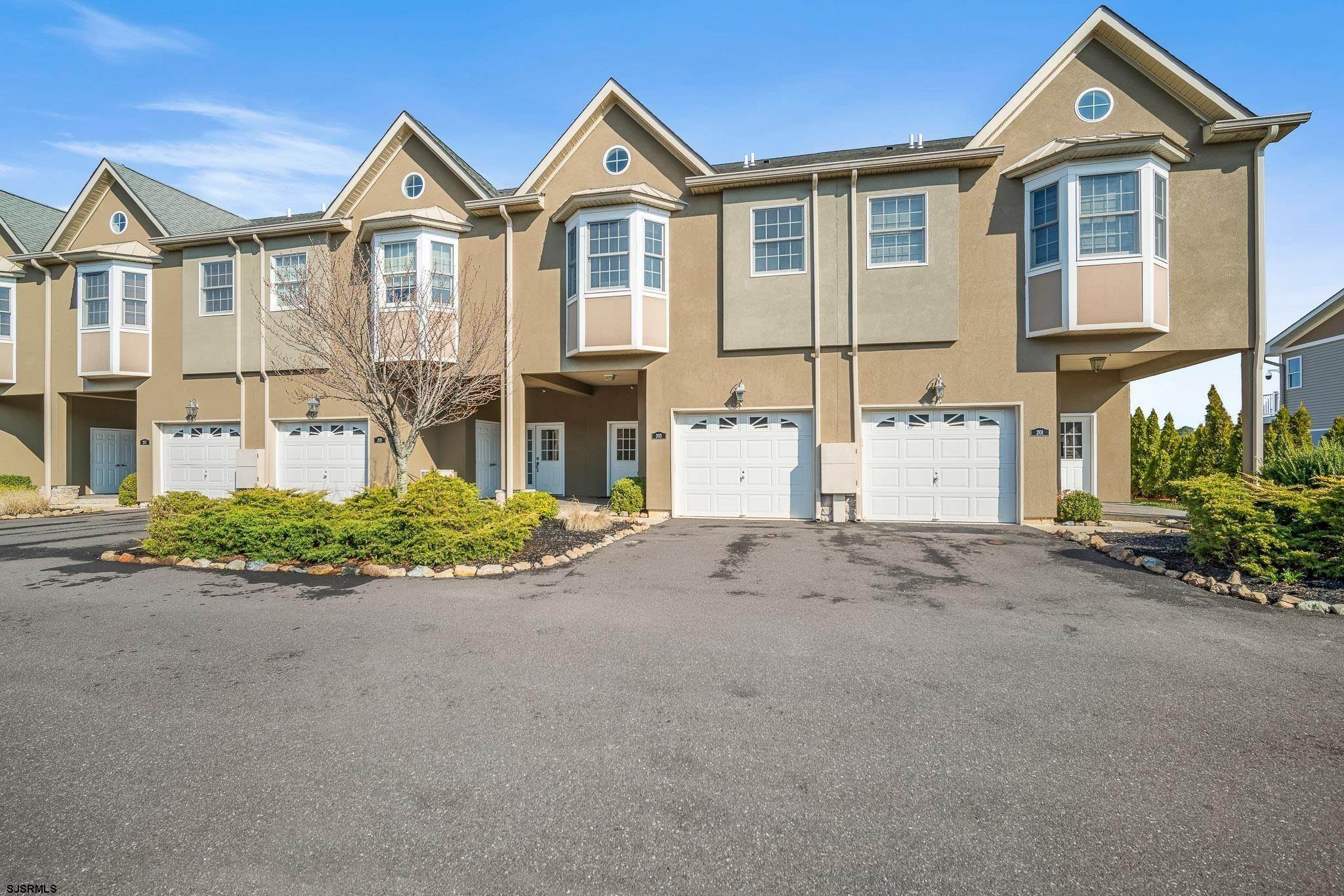 Single Family Homes 为 销售 在 203 Corsair Drive Millville, 新泽西州 08332 美国