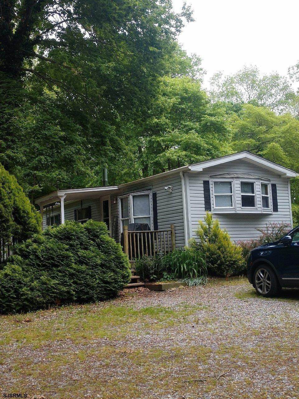 Single Family Homes 为 销售 在 2560 Berrytown Road Port Norris, 新泽西州 08349 美国
