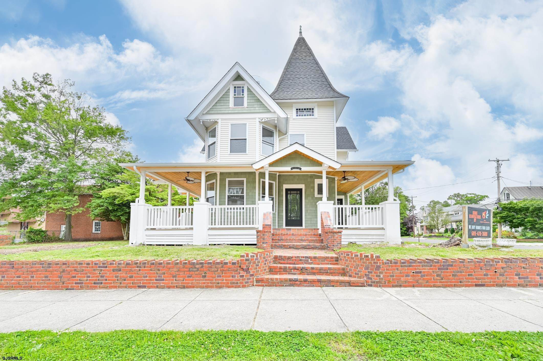 Single Family Homes 为 销售 在 90 E Holly Avenue Avenue Pitman, 新泽西州 08071 美国