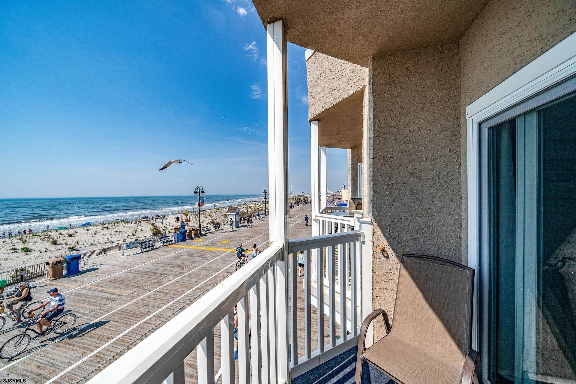 18. Single Family Homes at 986 Boardwalk, Unit C Ocean City, New Jersey 08226 United States