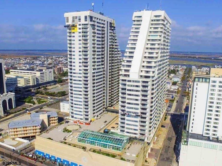 Condominiums por un Venta en 3101 Boardwalk Atlantic City, Nueva Jersey 08401 Estados Unidos