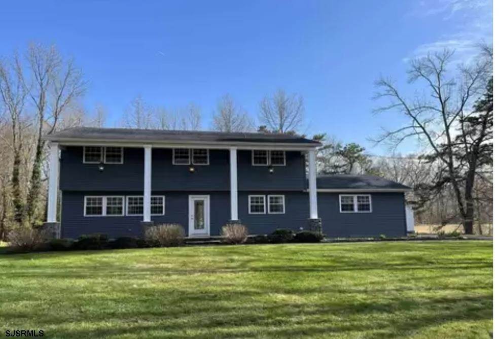Single Family Homes 为 销售 在 102 Dogwood Lane Richland, 新泽西州 08350 美国