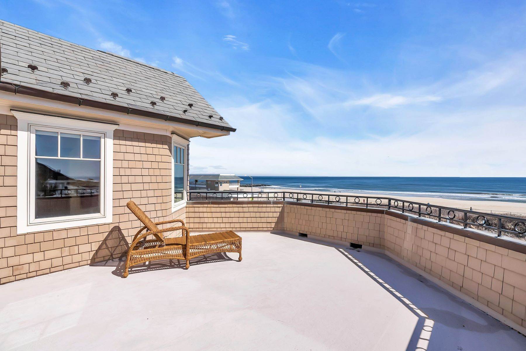 19. Single Family Homes for Sale at Spectacular Oceanfront Custom Home 1805 Ocean Avenue Spring Lake, New Jersey 07762 United States