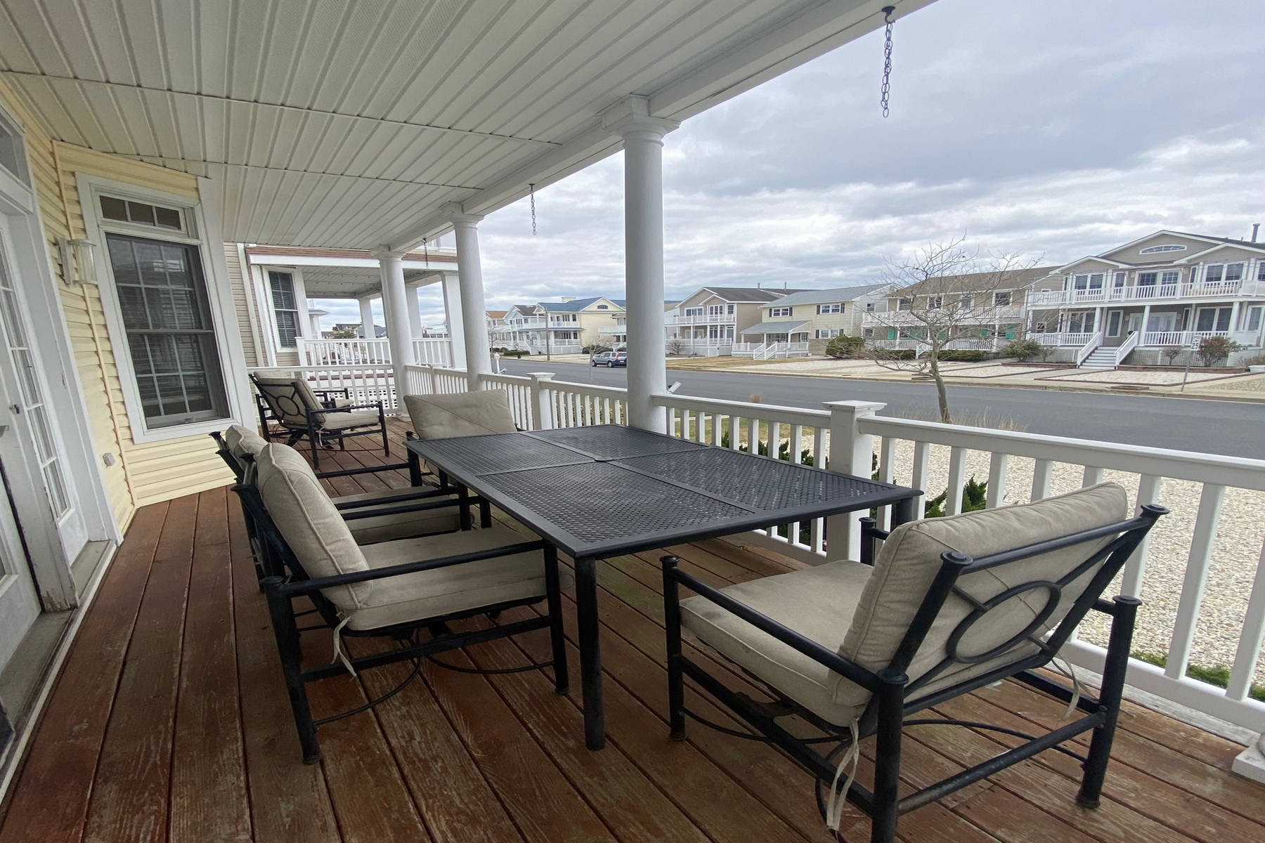 15. Condominiums for Sale at 3105 Simpson Ave #1 3105 Simpson Ave, #1 (first floor) Ocean City, New Jersey 08226 United States