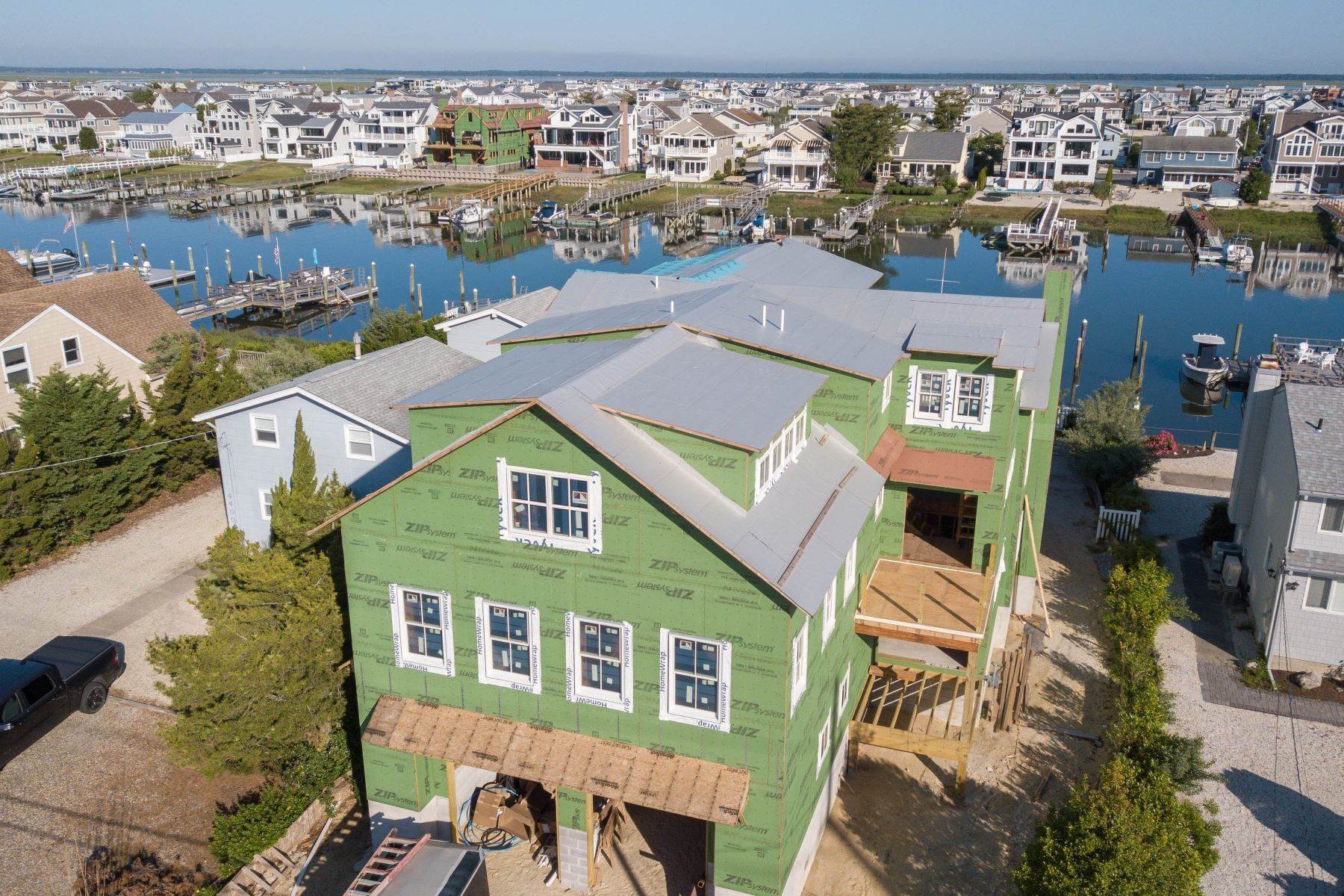 11. Single Family Homes for Sale at Custom Bayfront Masterpiece 4388 Ocean Drive Avalon, New Jersey 08202 United States