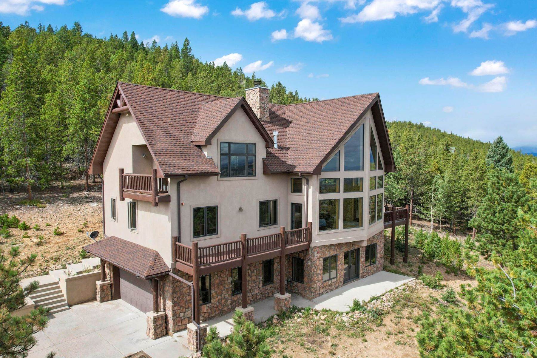 6. Single Family Homes для того Продажа на Tranquil Colorado Mountain Living at its Finest 11561 Shimley Road Golden, Колорадо 80403 Соединенные Штаты